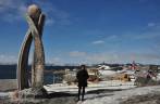 Obra de arte na orla de Nuuk, capital da Groelândia